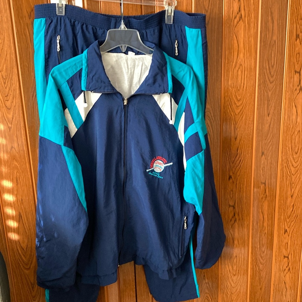 Russell Athletic Tracksuit Men’s Sport Suit Size XL (40) Color-Blocked 2 Piece